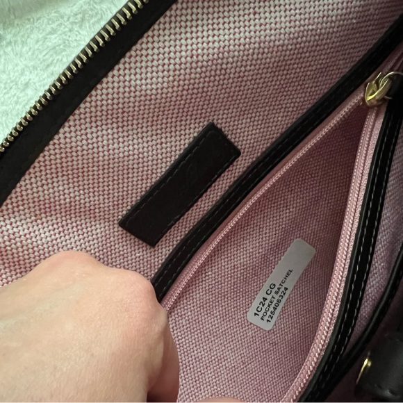 NWOT Dooney & Bourke Croco Satchel Handbag Brown T Moro Biscuit - Picture 9 of 11